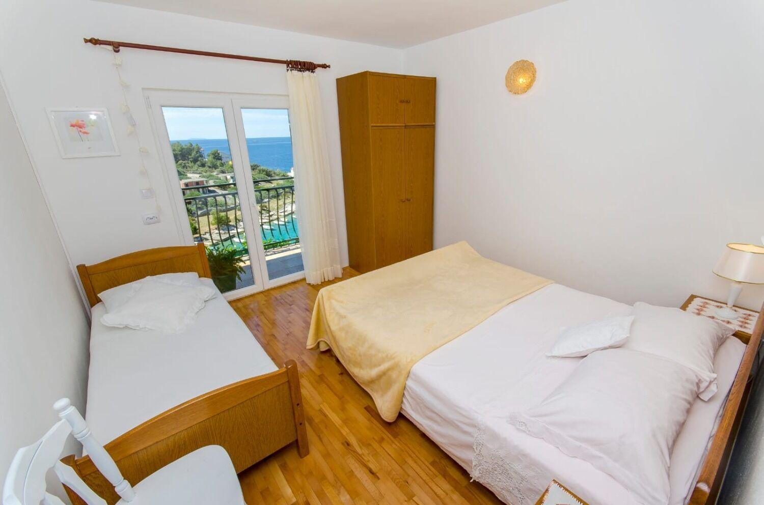 Apartments Bosiljka - By The Sea Севид Екстериор снимка